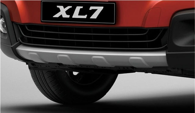 SUZUKI XL7 - Cản trước