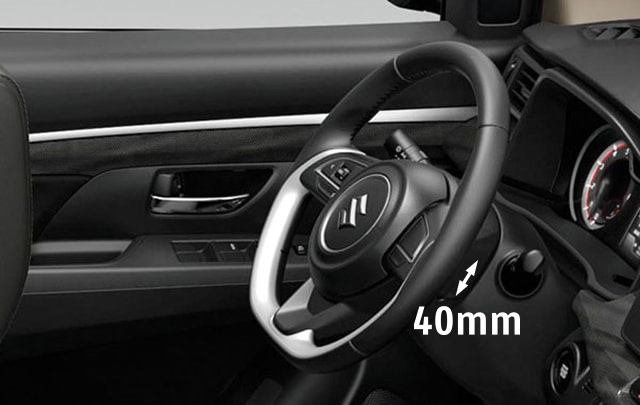 SUZUKI XL7 - Tay lái hình chữ D có thể điều chỉnh độ nghêng